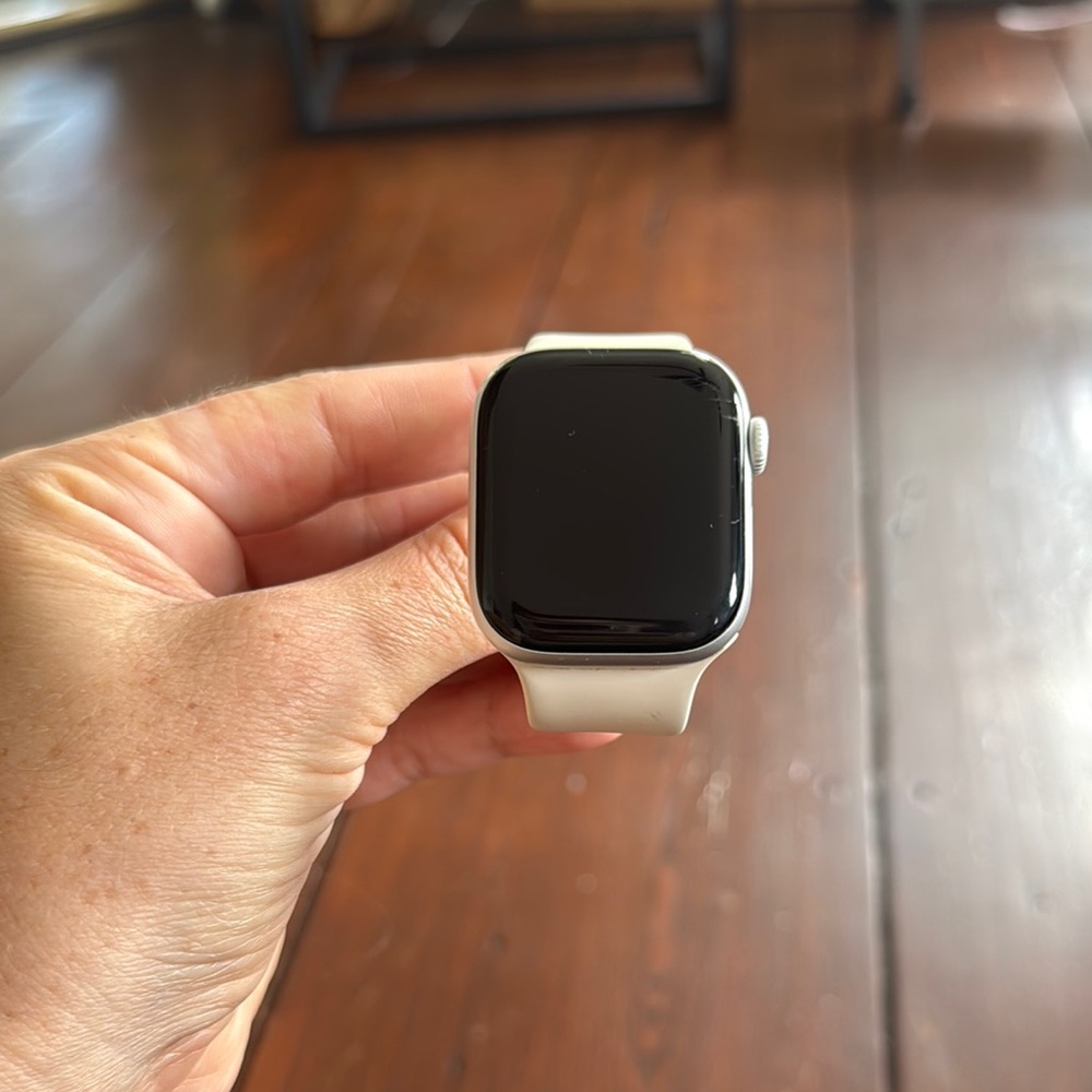 Apple Watch Series 10 GPS, 42mm Silver Aluminum Sport Case with Starlight Sport - Picture 2 of 16